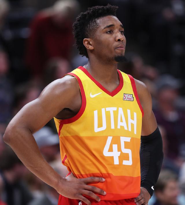 一则突如其 一则突如其