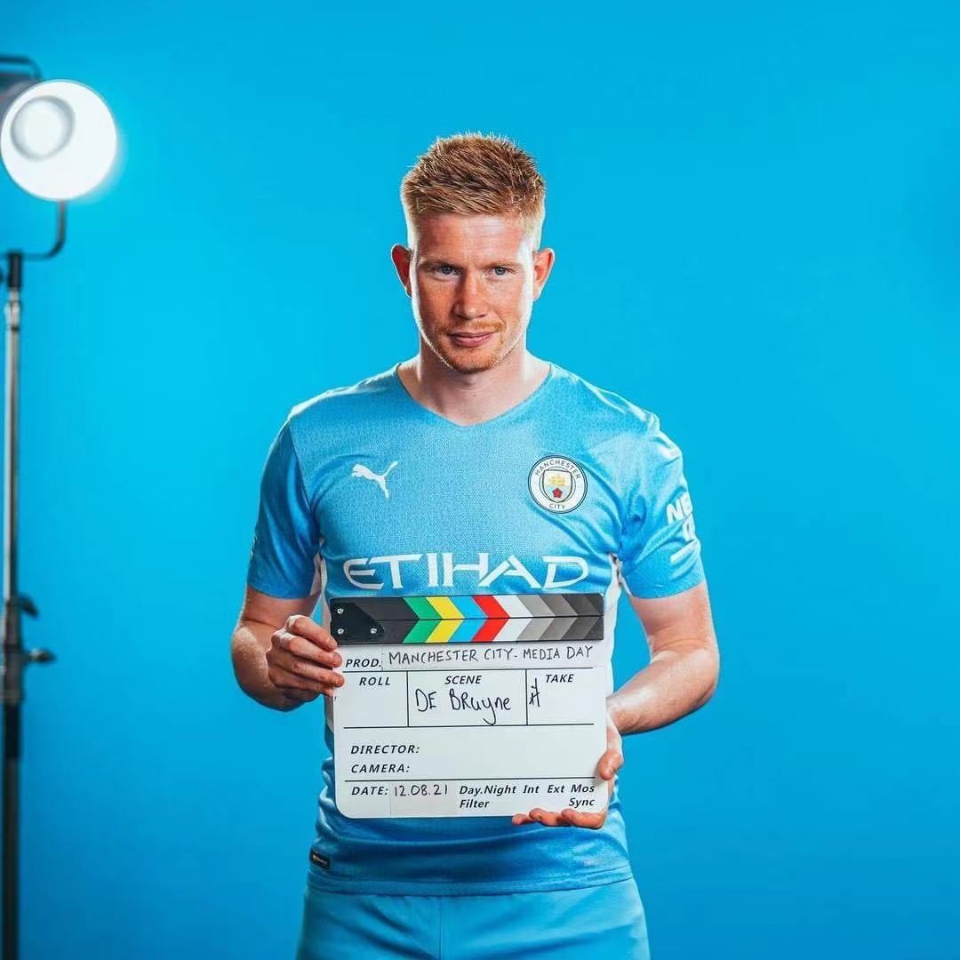 电竞选手签约国际战队公告